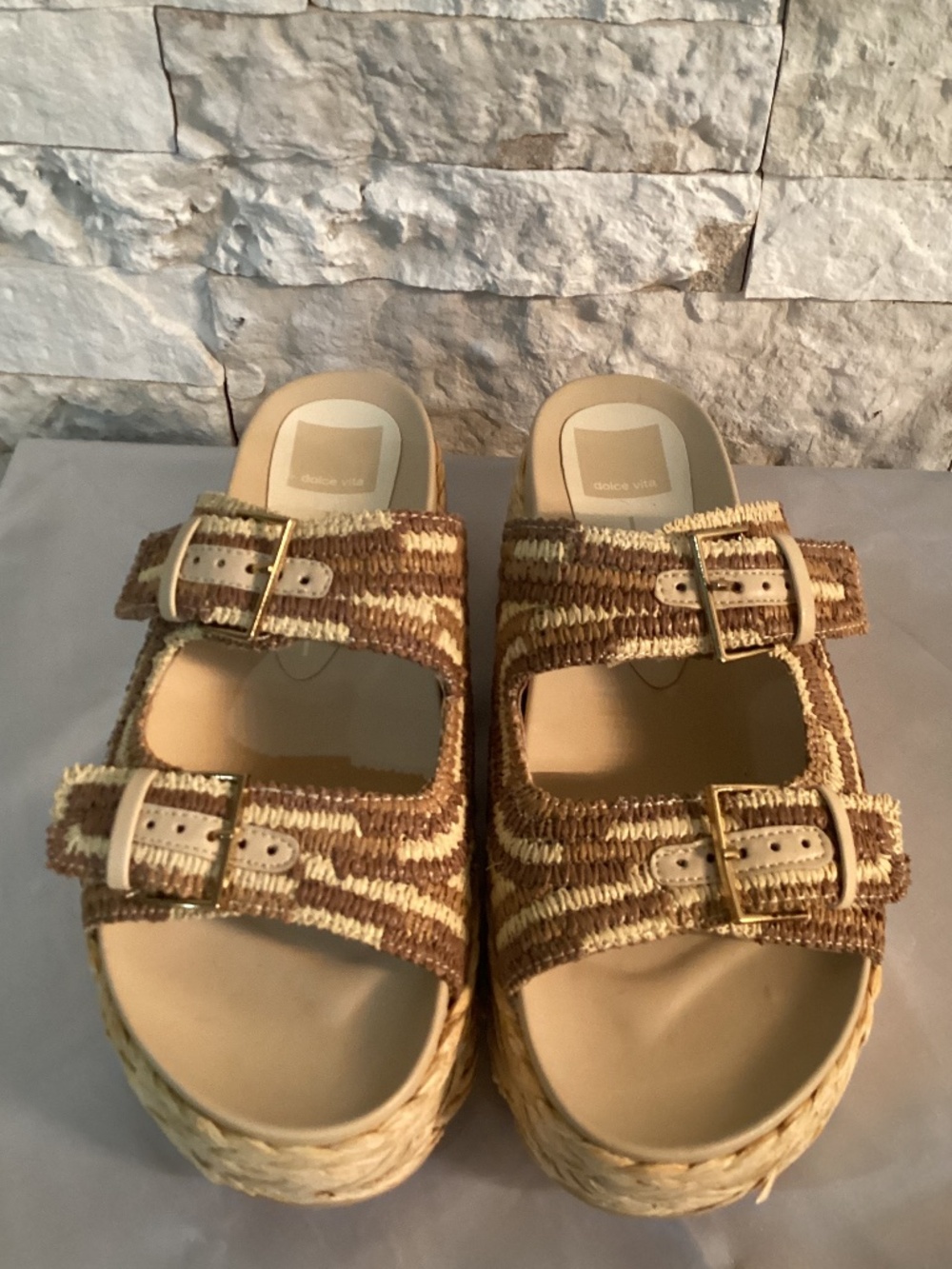Dolce Vita Falyn Platform Double Buckle Raffia Woven Sandals (New)